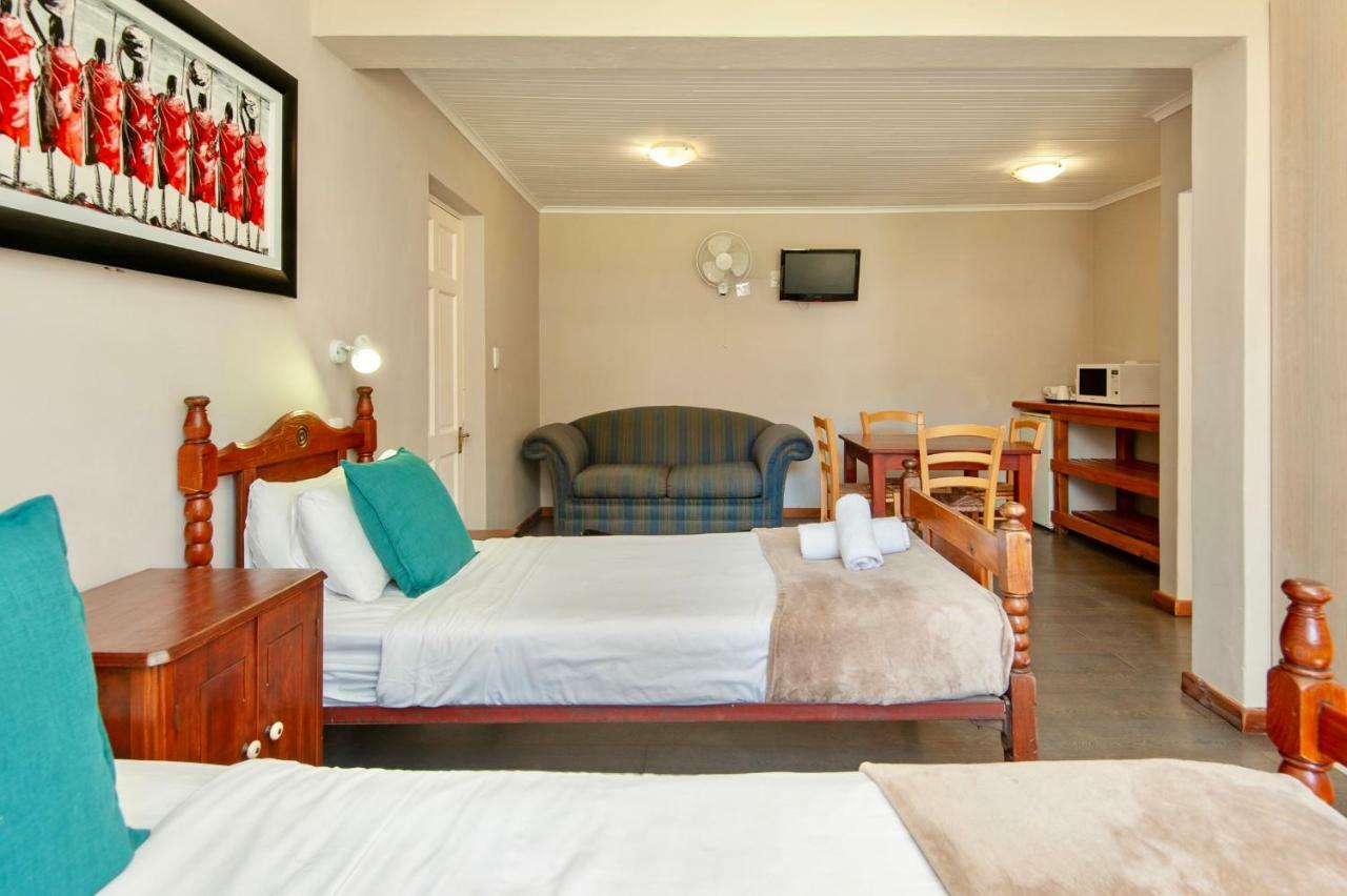 Baleens Hotel ヘルマナス エクステリア 写真